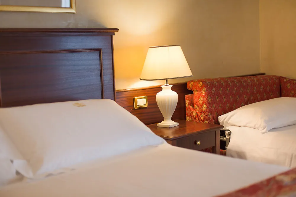 Hotel De Londres Rímini